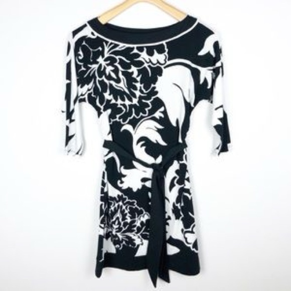 White House Black Market Dress - Picture 9 of 9
